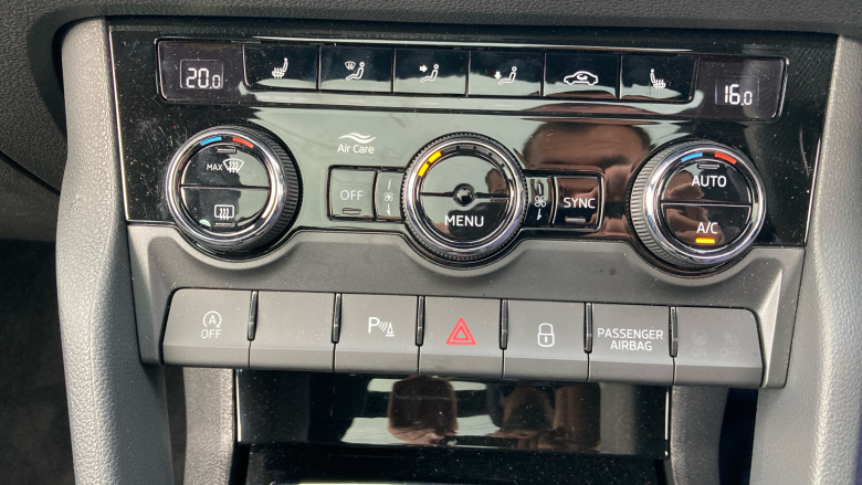 Skoda Karoq 2.0 TSI Sportline 4x4 5dr DSG Petrol Estate